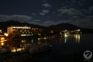 阿寒湖温泉街の夜景